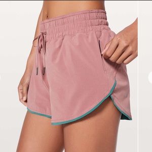 Lululemon Choose A Side Short 3"